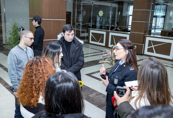 Bakı Baş Gömrük İdarəsinə mediatur təşkil edildi — FOTOLAR