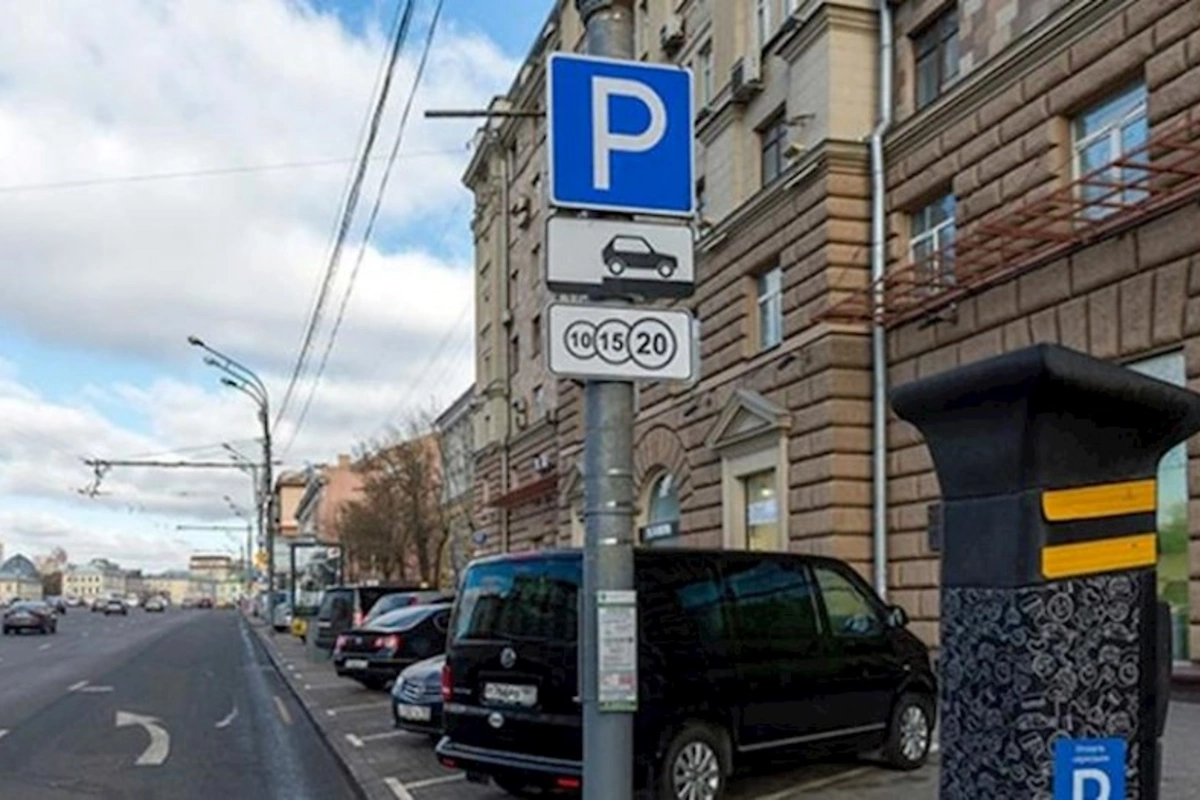 Elektromobillər üçün parkinq pulsuz ola bilər — AÇIQLAMA