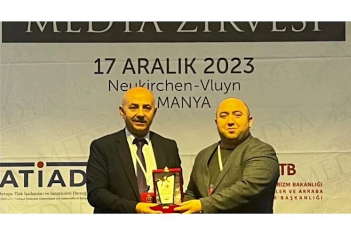 Aqil Ələsgər Almaniyada “Türk Dünyası Mediasına Xidmət” mükafatına layiq görüldü