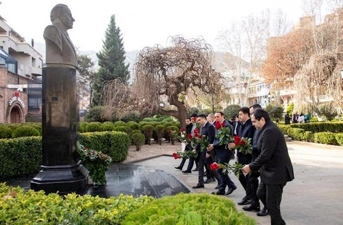 Tbilisidə Qərbi Azərbaycana qayıdışla bağlı Gürcüstan Forumu keçirildi — FOTOLAR Tbilisidə Qərbi Azərbaycana qayıdışla bağlı Gürcüstan Forumu keçirildi — FOTOLAR