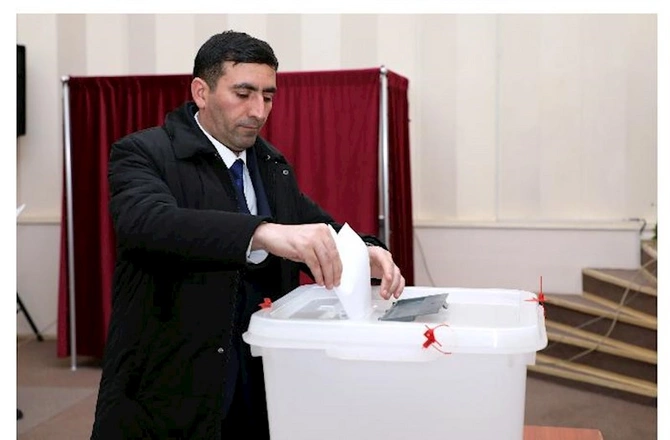 “Azəriqaz” yanında İctimai Şuraya seçki keçirilir — FOTOLAR