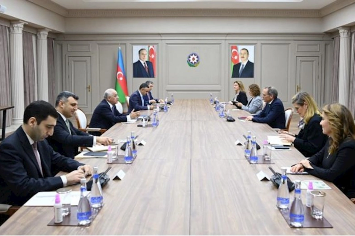 Əli Əsədov IFC-nin regional vitse-prezidenti ilə görüşdü