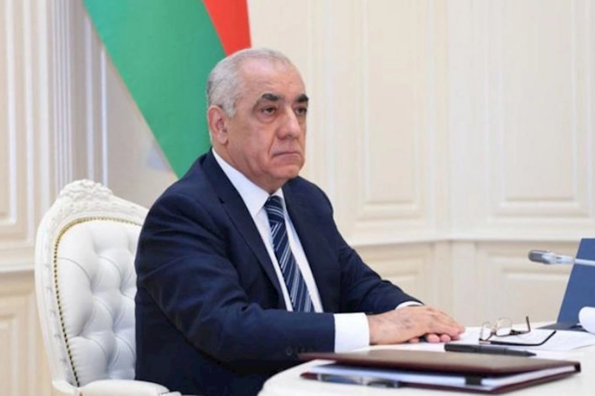 Əli Əsədov BƏƏ-nin vitse-prezidentini təbrik etdi