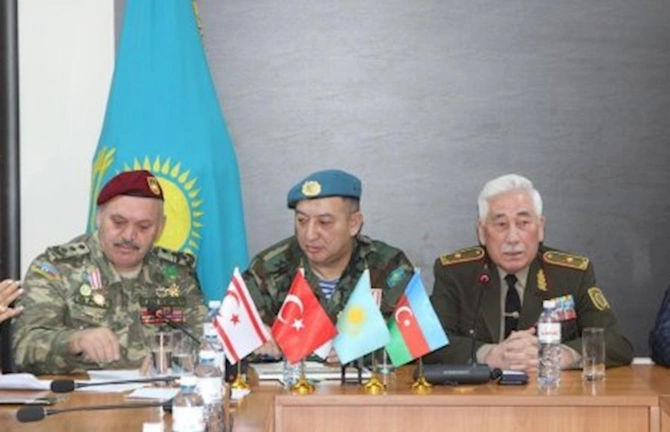 QHT sədri və müharibə veteranları təltif olunublar
