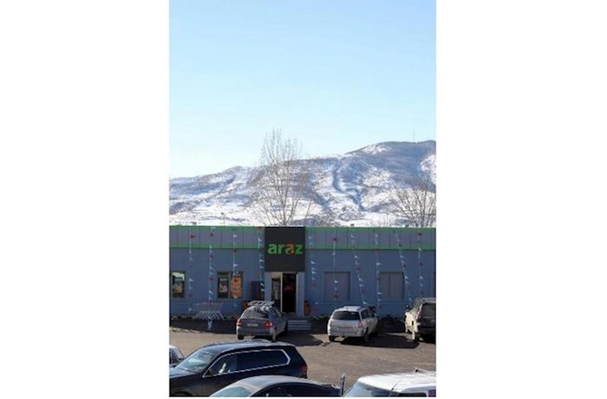 “Araz” supermarket Laçında — FOTOLAR “Araz” supermarket Laçında — FOTOLAR