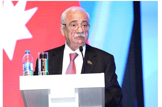 AHİK-in növbədənkənar VI Qurultayı keçirildi — FOTOLAR