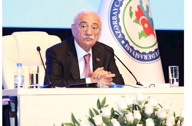 AHİK-in növbədənkənar VI Qurultayı keçirildi — FOTOLAR