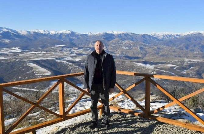 Prezident Xocalının Dağdağan kəndində — FOTOLAR (YENİLƏNİB)