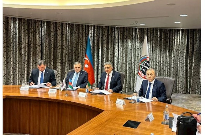 Vəkillər Kollegiyası Rəyasət Heyətinin növbəti iclası keçirilib Vəkillər Kollegiyası Rəyasət Heyətinin növbəti iclası keçirilib