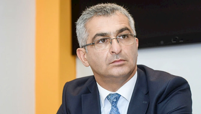 “Məktəb gələcək üçün mənəvi və psixoloji sağlam vətəndaş hazırlamaq funksiyasını yerinə yetirirsə... “Məktəb gələcək üçün mənəvi və psixoloji sağlam vətəndaş hazırlamaq funksiyasını yerinə yetirirsə...