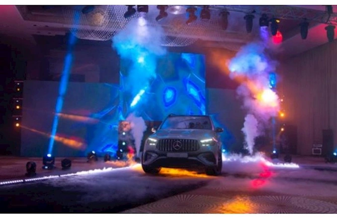 Bakıda “Mercedes-Benz” brendinin 3 yeni avtomobili təqdim olundu — FOTOLAR Bakıda “Mercedes-Benz” brendinin 3 yeni avtomobili təqdim olundu — FOTOLAR