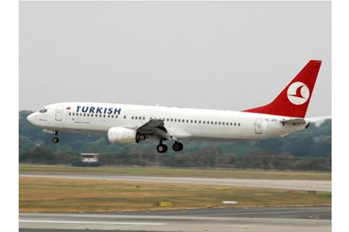 Türkiyə təyyarəsi Bakıda məcburi eniş etdi
