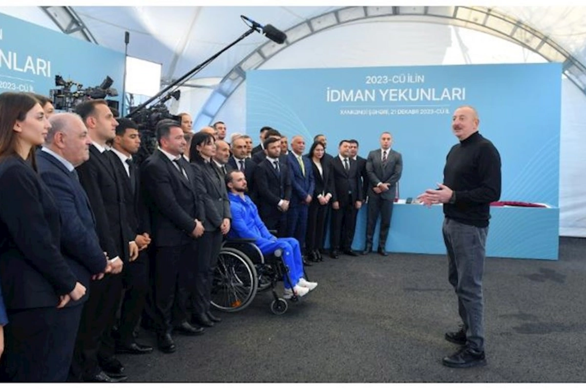 Prezident 29 idmançıya mənzil hədiyyə etdi — VİDEO