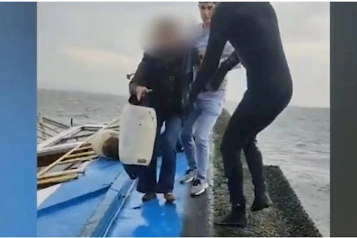 Bulvarda batan qayıq kimindir? — Rəsmi açıqlama