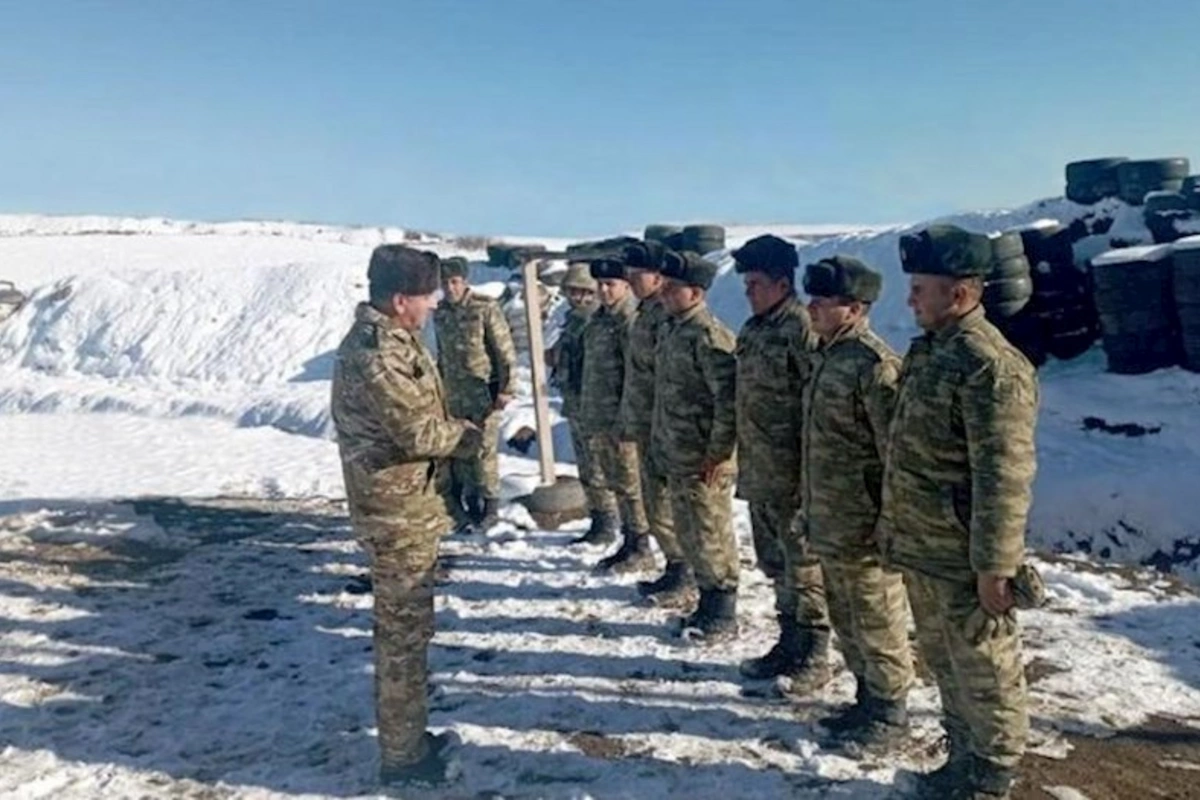 Müdafiə Nazirliyinin nümayəndələri azad edilmiş ərazilərdəki hərbi bölmələrdə olublar