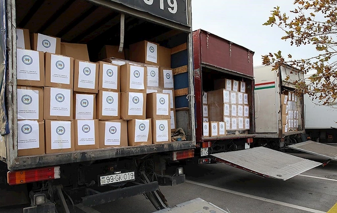 AHİK 4 300 ailəyə bayram sovqatı göndərib — FOTOLAR AHİK 4 300 ailəyə bayram sovqatı göndərib — FOTOLAR