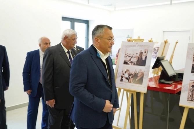 Laçında “Böyük Qayıdış: Heydər Əliyev dühası” adlı tədbir təşkil edilib — FOTOLAR Laçında “Böyük Qayıdış: Heydər Əliyev dühası” adlı tədbir təşkil edilib — FOTOLAR