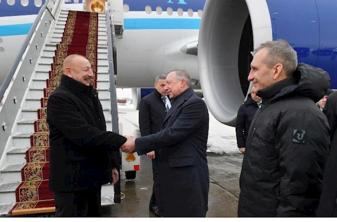 Prezident İlham Əliyev Sankt-Peterburqa getdi Prezident İlham Əliyev Sankt-Peterburqa getdi