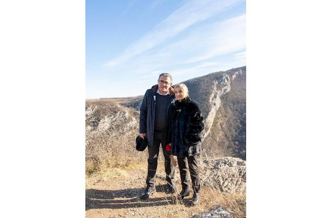 “Həmrəylik Günü ərəfəsində jurnalistlər Şuşada birlik nümayiş etdirdi...” — Aytəkin Alxaslının səfər TƏƏSSÜRATLARI “Həmrəylik Günü ərəfəsində jurnalistlər Şuşada birlik nümayiş etdirdi...” — Aytəkin Alxaslının səfər TƏƏSSÜRATLARI