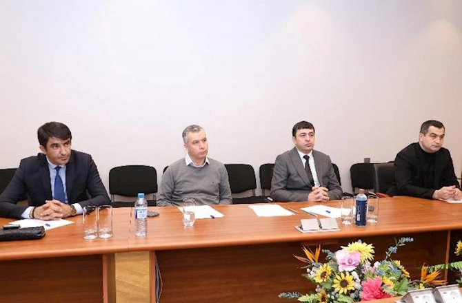 Azəriqaz İB yanında yeni yaradılan İctimai Şuranın ilk iclası keçirildi — FOTO