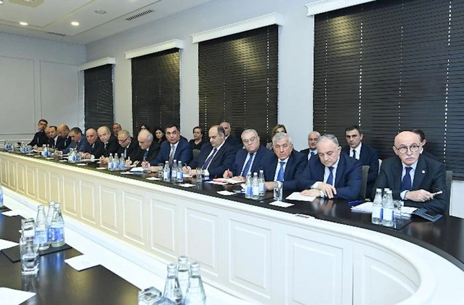 Emin Əmrullayev rektorları topladı — Tapşırıqlar verdi Emin Əmrullayev rektorları topladı — Tapşırıqlar verdi