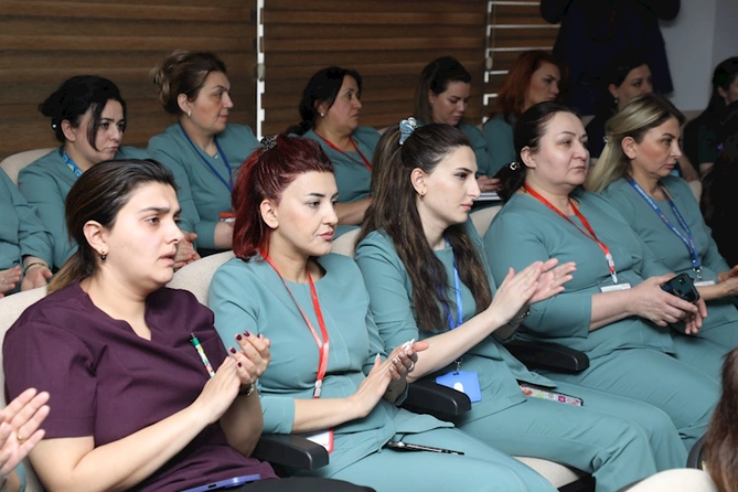 Səhiyyə, Ekologiya və Təbii Sərvətlər nazirliklərinin birgə təşkilatçılığı ilə tibb işçiləri üçün maarifləndirici tədbir keçirilib
