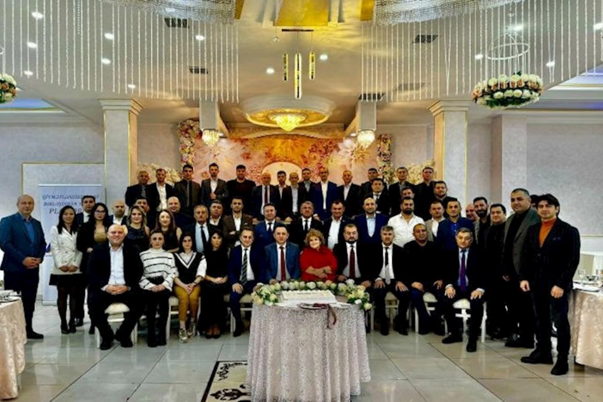 AQC Həmrəylik Günü və Yeni təqvim ilinə həsr olunmuş bayram tədbiri keçirib