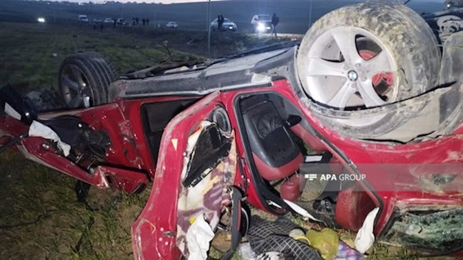 Şamaxıda BMW aşıb, bir ailənin üç üzvü həlak olub — FOTOLAR Şamaxıda BMW aşıb, bir ailənin üç üzvü həlak olub — FOTOLAR