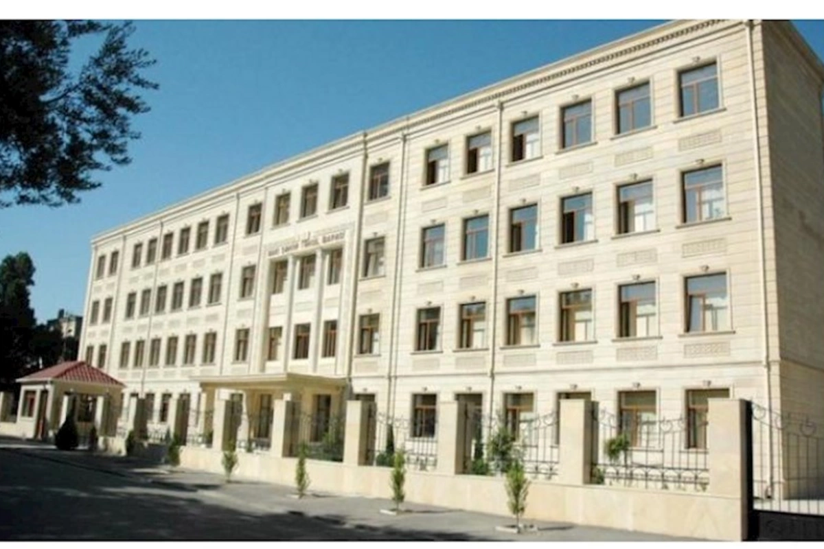 Bəzi məktəblərdə şagirdlər qızılcaya görə dərsə getmir