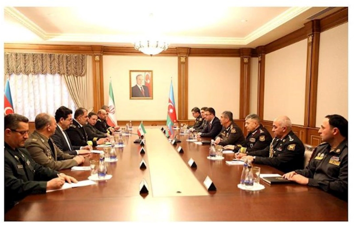 Zakir Həsənov iranlı admiralı qəbul etdi
