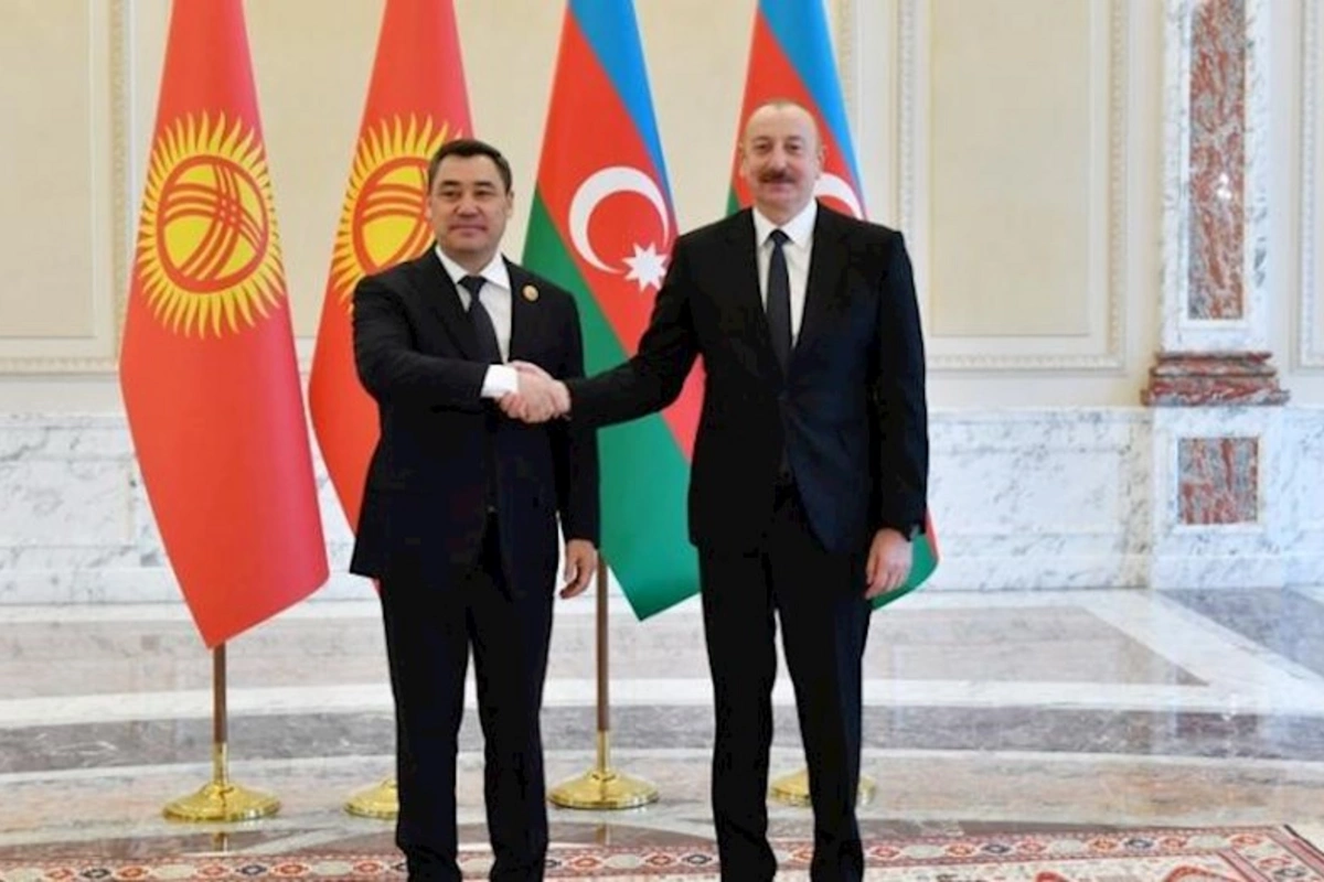 Prezident İlham Əliyev Sadır Japarova zəng etdi