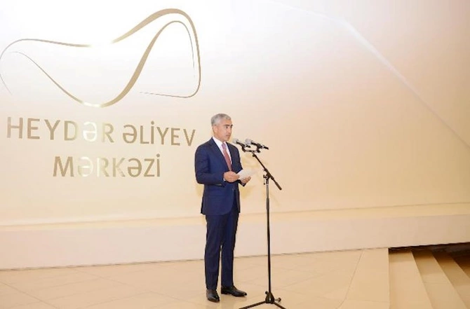 Heydər Əliyev Mərkəzində FIA həftəsi qonaqlarının qarşılanma mərasimi — FOTOLAR