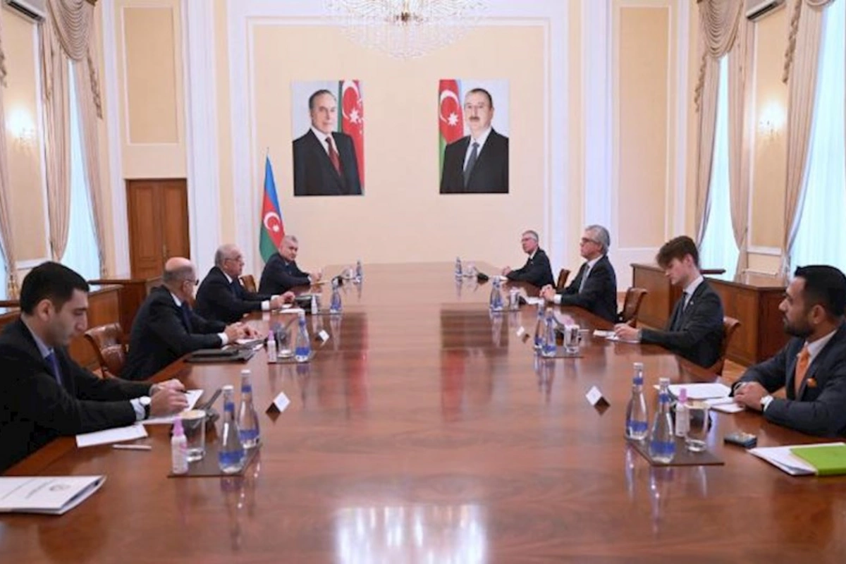Əli Əsədov Böyük Britaniya Dövlət katibinin müavini ilə görüşdü
