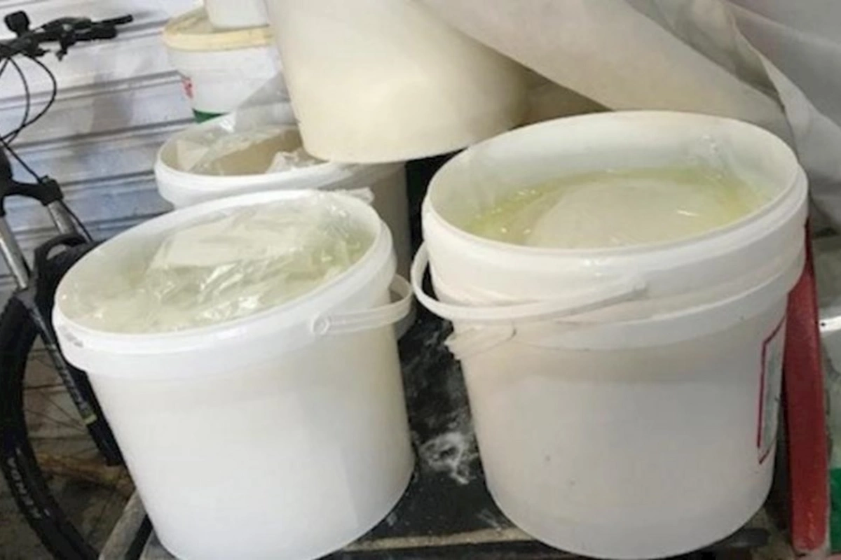 Bu bazarda süd satışı dayandırıldı