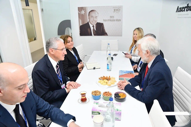 COP28 platformasında Azərbaycan nümayəndə heyətinin panel iclaslarda iştirakı davam edir COP28 platformasında Azərbaycan nümayəndə heyətinin panel iclaslarda iştirakı davam edir