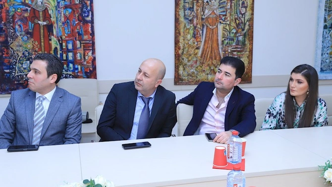 Xəzər Media Mərkəzi ilə ADMİU arasında memorandum imzalandı — VİDEO/FOTO Xəzər Media Mərkəzi ilə ADMİU arasında memorandum imzalandı — VİDEO/FOTO