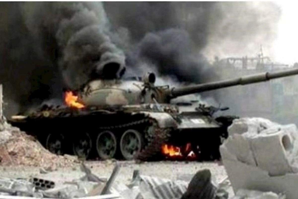 Donetskdə rusların tank kolonu vuruldu — VİDEO