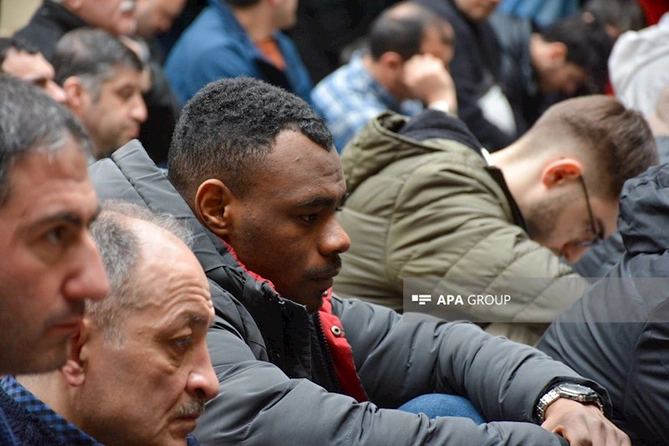 Məscidlərimizdə zəlzələdə ölənlər üçün cənazə namazı qılındı