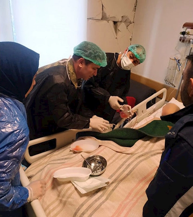 Hərbi həkimlərimiz Kahramanmaraşda növbəti əməliyyatlarını icra ediblər — FOTO