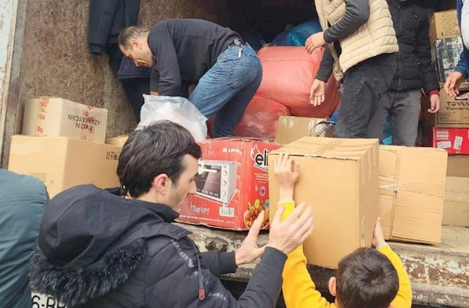 Azərbaycanlı məcburi köçkünlərdən türkiyəli köçkünlərə dəstək — FOTO
