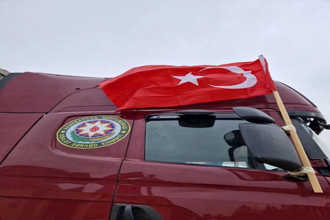 Prezidentin tapşırığına uyğun olaraq DSX-nın Türkiyəyə növbəti yardımı göndərilib - FOTO