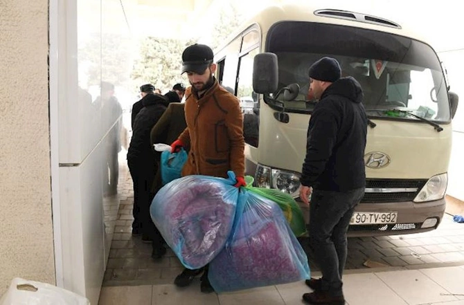 Azərbaycanlı məcburi köçkünlərdən türkiyəli köçkünlərə dəstək — FOTO