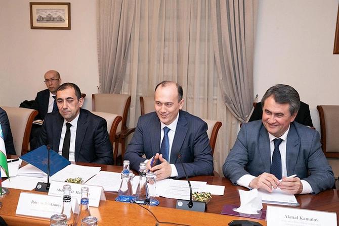 ADY sədri Özbəkistanın nəqliyyat sahəsi üzrə nümayəndə heyətini qəbul edib — FOTOLAR