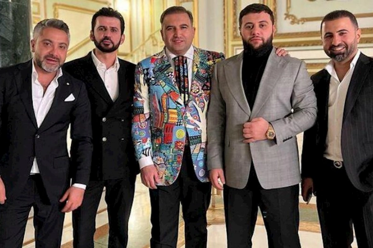 Azərbaycanlı məşhur iş adamı Bakıda oğluna səs-küylü toy etdi: məşhurlar ora axışdı - FOTO