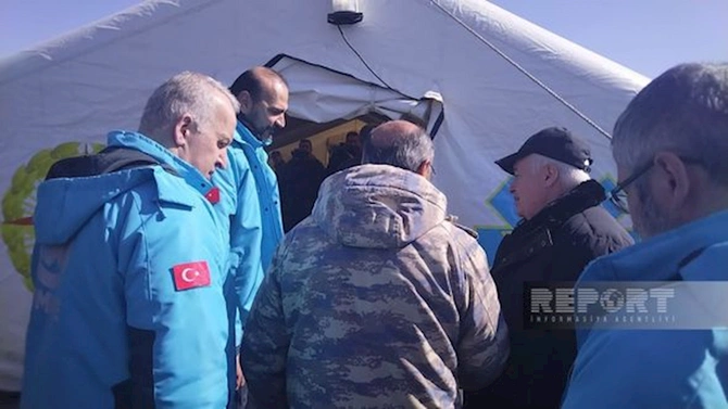 Türkiyə səhiyyə nazirinin müavini FHN-in mobil səhra hospitalında olub — FOTO