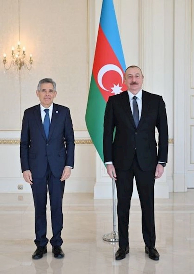 Prezident yeni səfirin etimadnaməsini qəbul edib — FOTOLAR