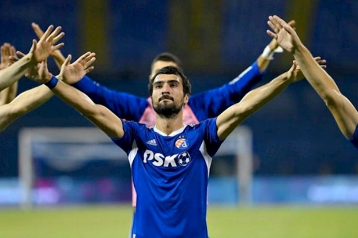 Mahir Emrelinin komandası səfərdə məğlub olub