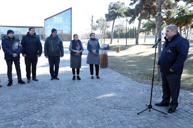 Sayğac və qaz xətlərinin yerinin dəyişdirilməsi, yeni yaşayış massivinin qazlaşdırılması Açıq mikrofonda — FOTOLAR
