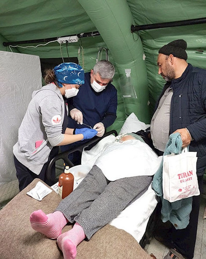 Hərbi tibb personalımızın Kahramanmaraşda fəaliyyəti davam edir — FOTO