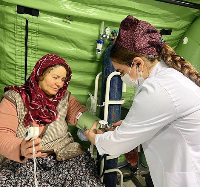 Hərbi tibb personalımızın Kahramanmaraşda fəaliyyəti davam edir — FOTO